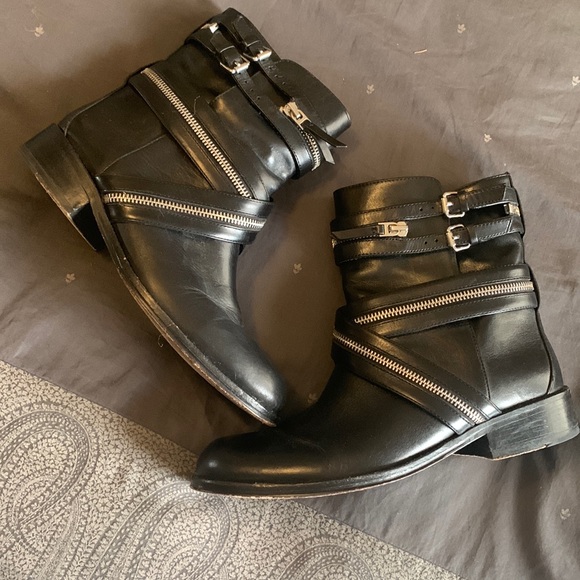 Signature VC Boots